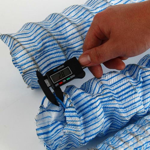 呂梁土工膜免費配送，輕松生產(chǎn)合成纖維織物助力工程建設(shè)